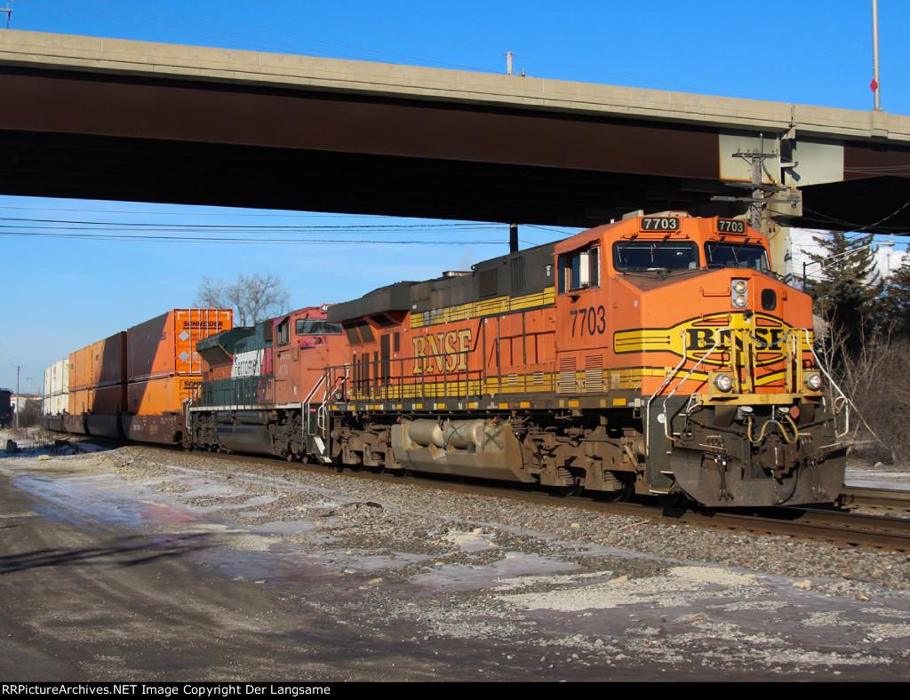 BNSF 7703